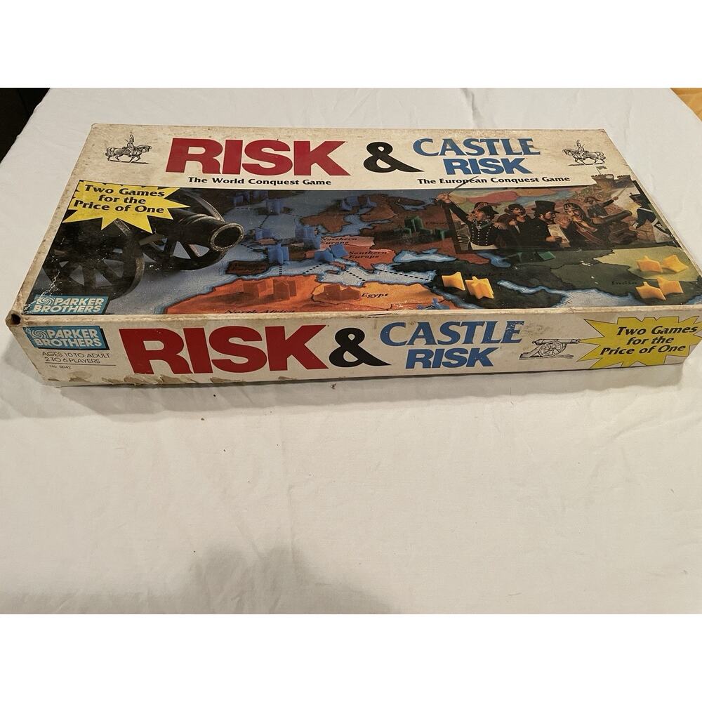Vtg Castle Risk Risk 2 In 1 Board Game - Picture 2 of 12